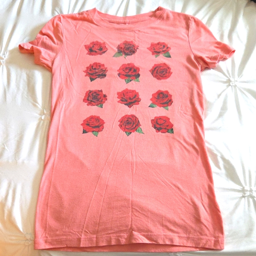 Fitted T-Shirt Red Rose Print Sz XL